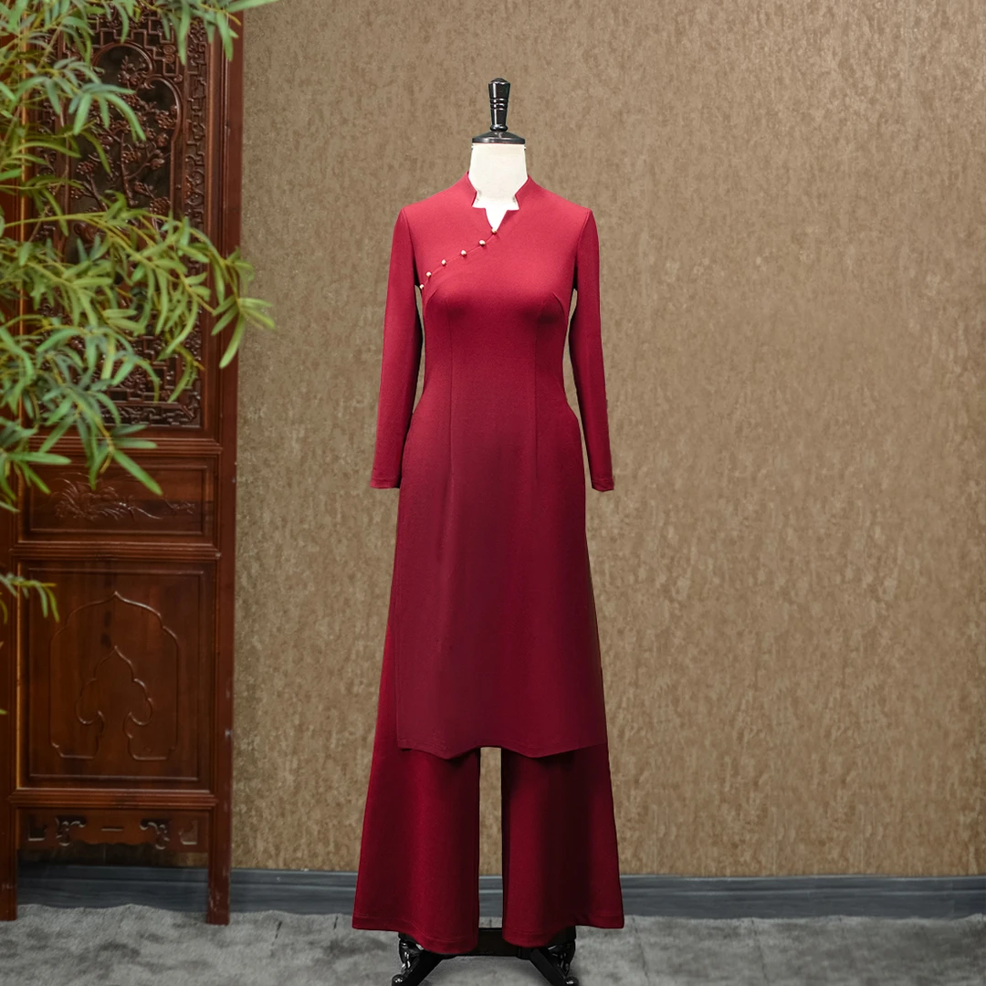 楚楚可人 -（隆佳秀走秀旗袍111876）