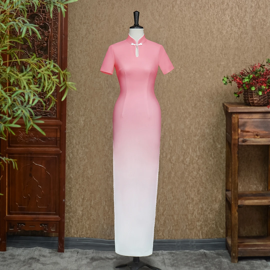 过渡色旗袍-（隆佳秀走秀旗袍111736）