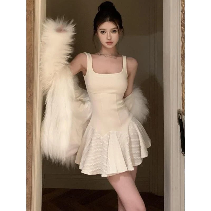 甜辣吊带连衣裙女公主短裙纯欲芭蕾风裙子鱼骨收腰蓬蓬a字裙修身