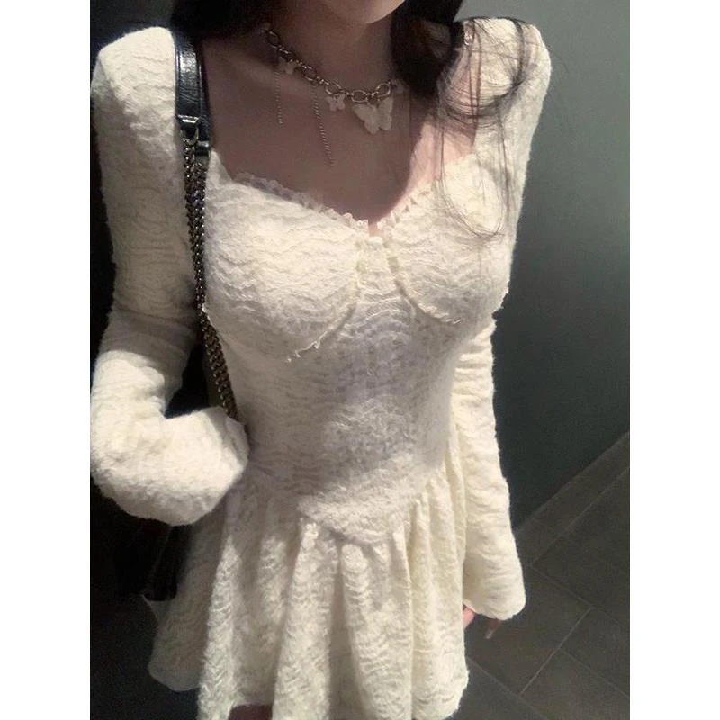 春秋蕾丝收腰连衣裙纯欲风方领春季收腰长袖法式初恋超仙内搭短裙