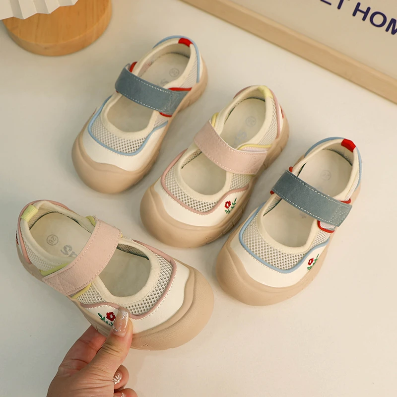 女童运动鞋网面2024春夏季新款儿童镂空凉鞋包头软底时尚宝宝鞋子