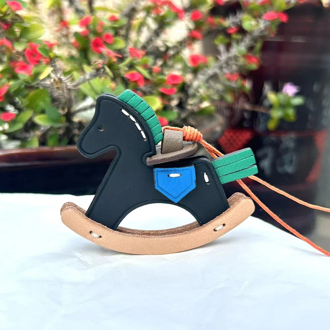 【纯手工制作】手缝蜡线摇摇马可爱创意真皮小马挂饰包包汽车挂饰