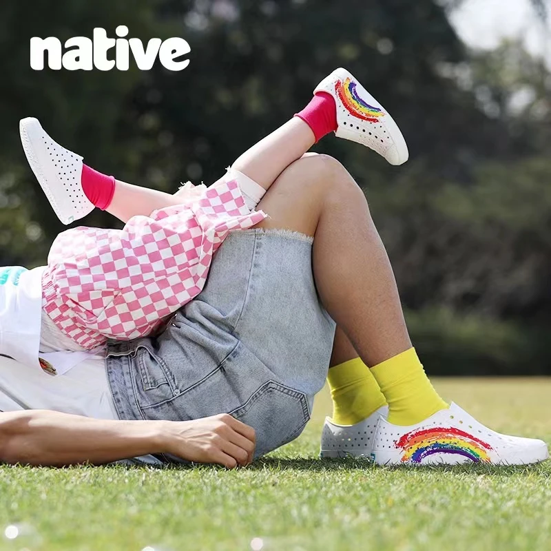 native达人【拱形彩虹】亲子凉鞋男女宝宝休闲童鞋踏透气洞洞鞋