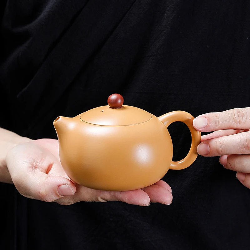 黄金段泥凤鸣西施壶-210毫升（吴成志）礼盒装 ZH00195