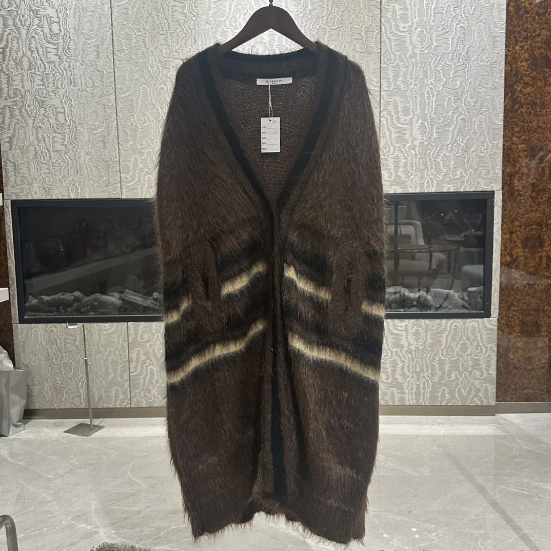 Givenchy棕色外套/XS码/95新/NBY10383