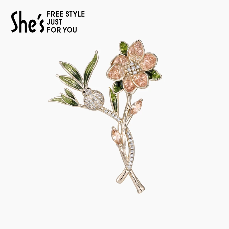 铜合金合成锆石胸针 【明星同款】shes爱的模样璀璨花朵昆虫胸