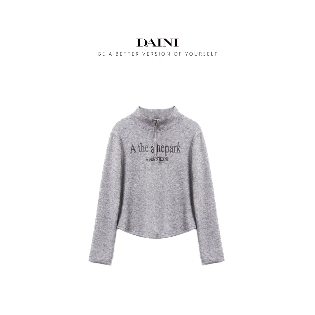 玳妮【半拉链字母立领】冬季新款半拉链套头胸前字母套头上衣长袖款