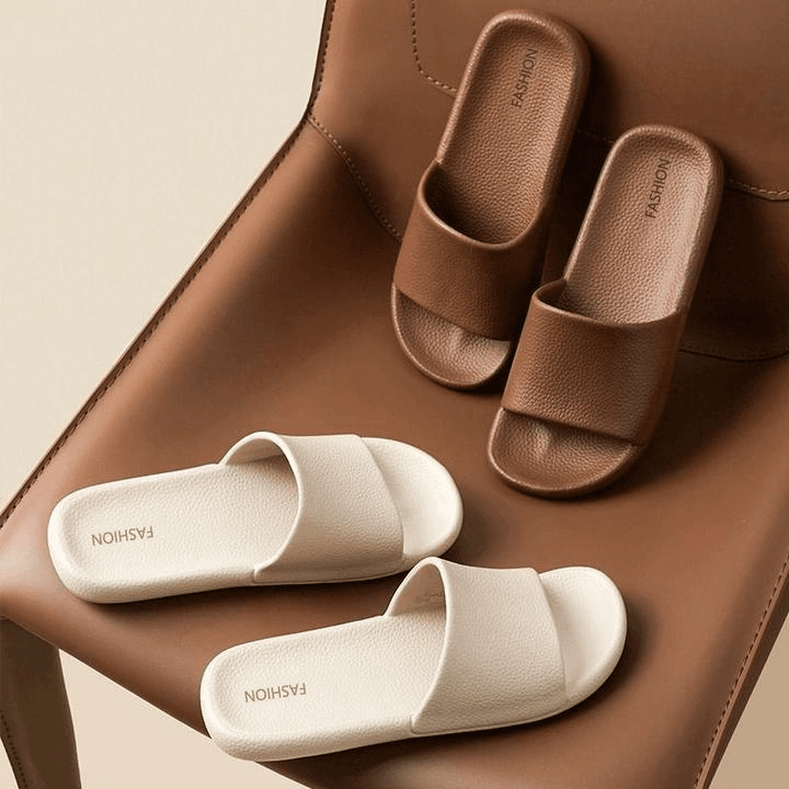 高级感凉拖鞋夏季超软超轻静音材质居家浴室防滑舒适轻便情侣拖鞋