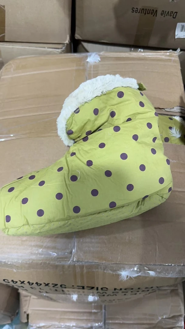 I3 抹茶底紫色波点款超厚保暖靴家居鞋 不分大小