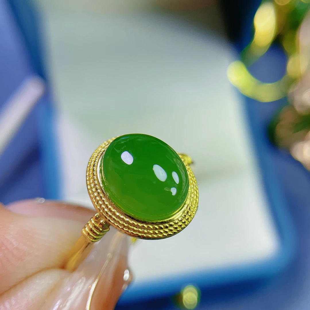 和田玉碧玉冰底辣阳绿戒指