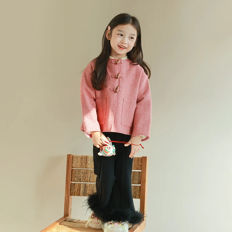 utouto大耳象女童短款毛呢大衣2024冬季新款宽松时髦外套2410294