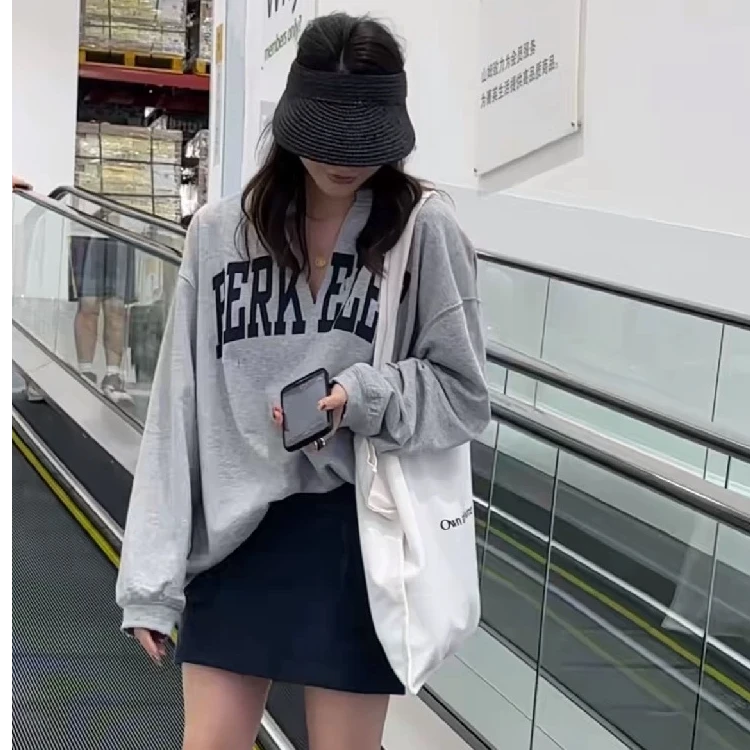 V领字母图案破洞宽松长袖套头卫衣上衣慵懒风卫衣