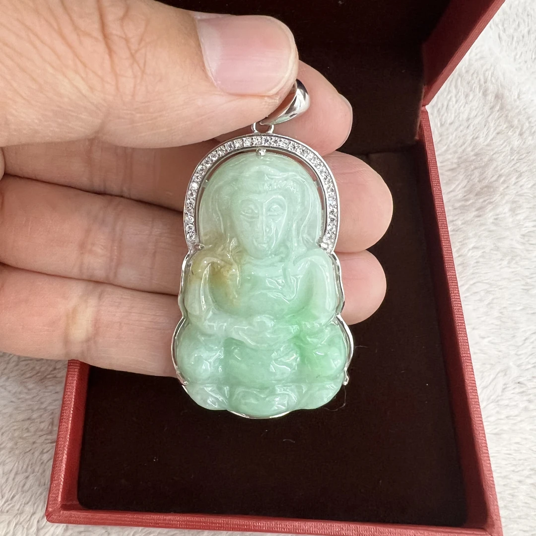 天然翡翠吊坠玉观音