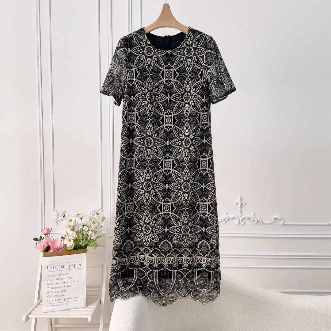 轻奢气质重磅女装时尚夏季优雅设计师水溶绣花圆领遮肉连衣裙A93