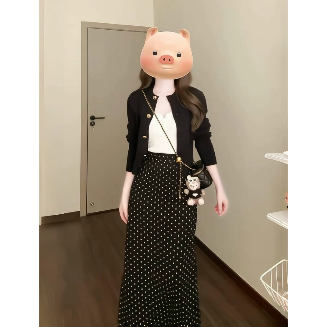 【出片外套】金扣针织开衫上衣短款春秋外搭毛衣外套半身裙套装9012