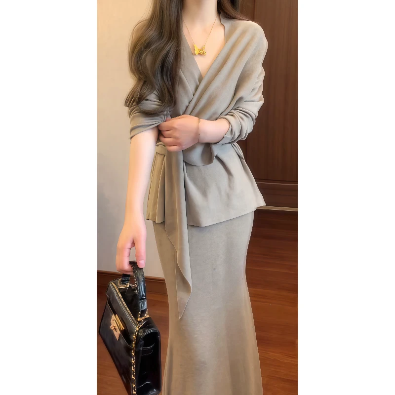 秋冬季温柔气质两穿针织斜门襟针织上衣&针织半身裙套装裙89303