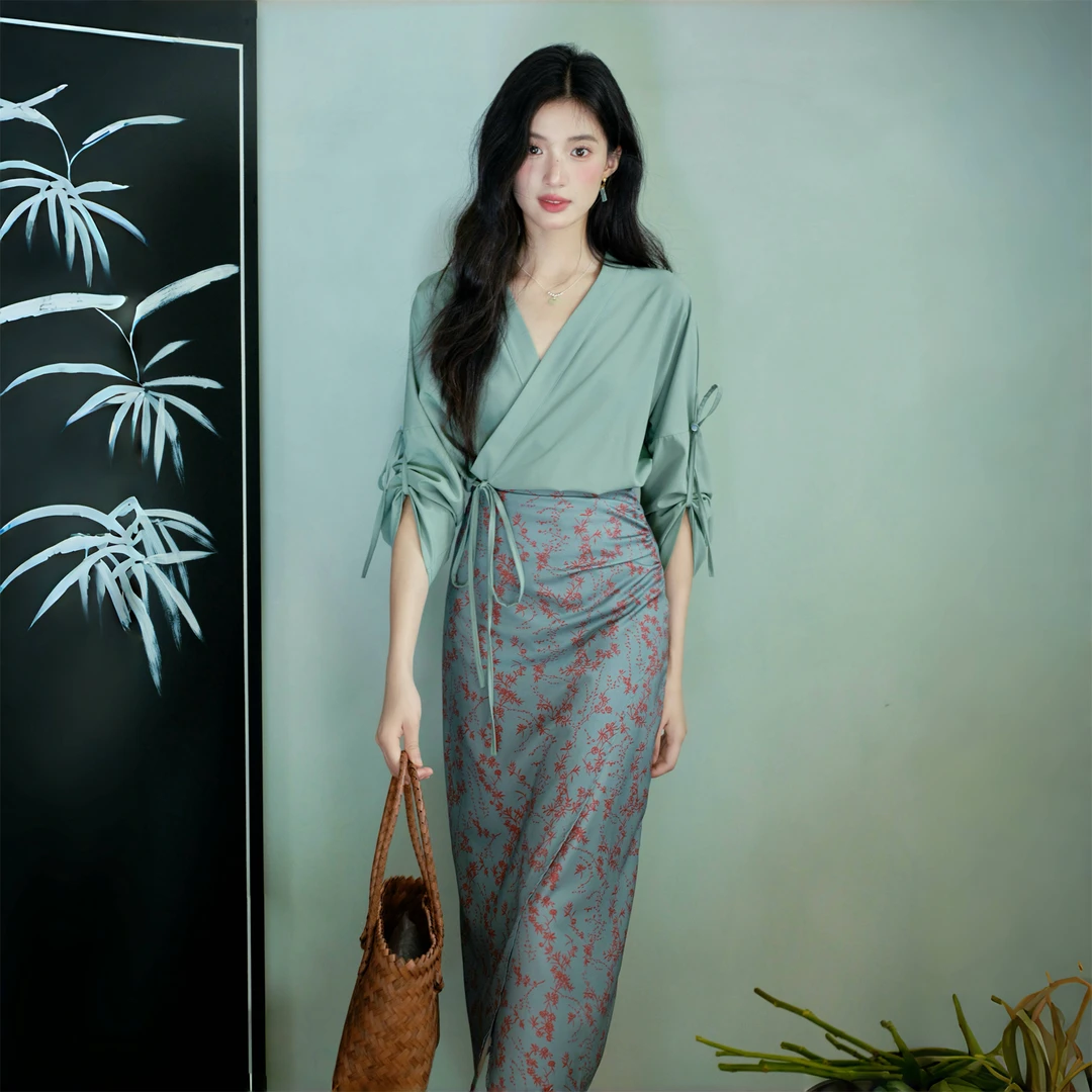 新中式复古交叠上衣+半身长裙小众宋制改良汉服女两件套装裙8993