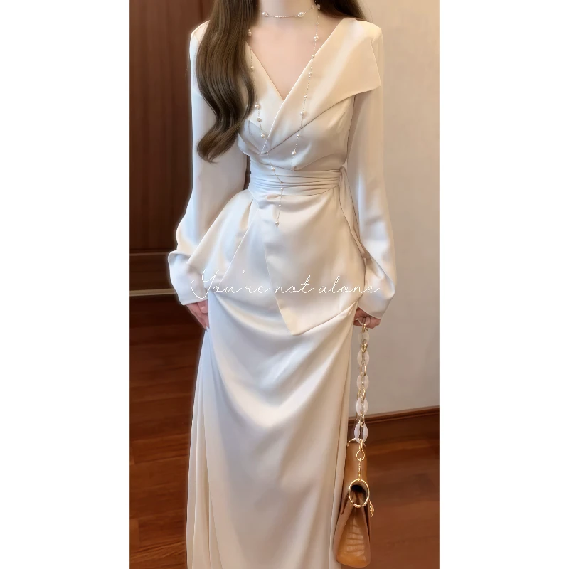 法式设计感时尚套装女2024秋收腰长袖衬衫&云朵花苞半身裙89082