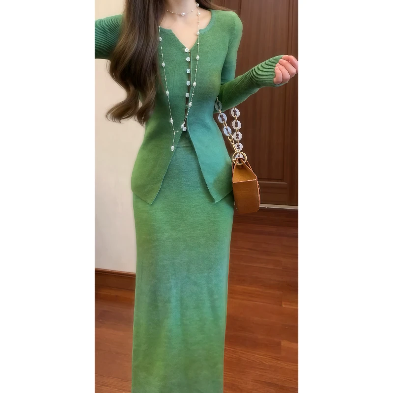 女神范多巴胺渐变绿色针织开衫&气质高腰包臀半身裙套装裙89096
