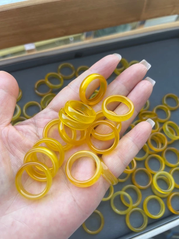 【柏姐珠宝甄选】冰黄翡玛瑙戒圈15-17圈口多样性发一