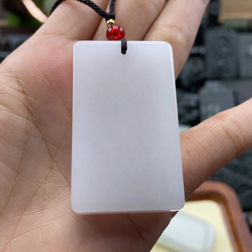 【闪购商品】石英质玉颈饰未镶嵌