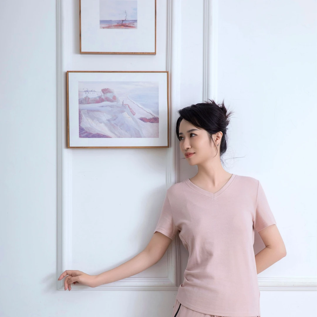 柞蚕丝女士V领半袖修身纯色夏季简约休闲百搭 9624C985