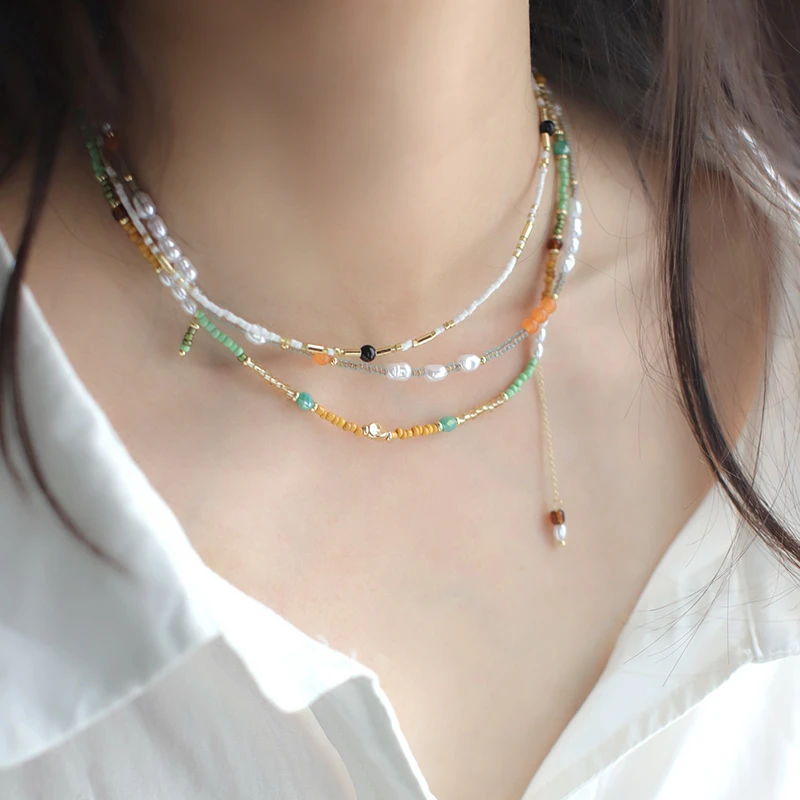 铜合金仿珍珠项链 时髦小众设计复古彩色串珠项链女小米珠锁骨链