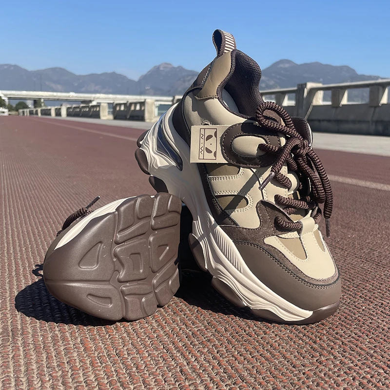 复古休闲女鞋百搭潮流2025网红厚底休闲鞋运动鞋老爹鞋秋季潮鞋