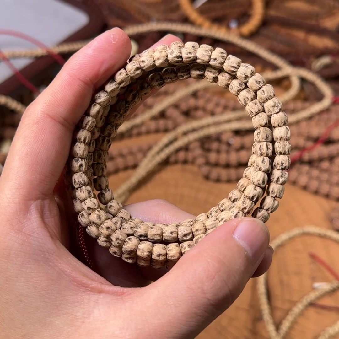 柏香籽/百香籽吊坠对眼尸陀林鬼脸