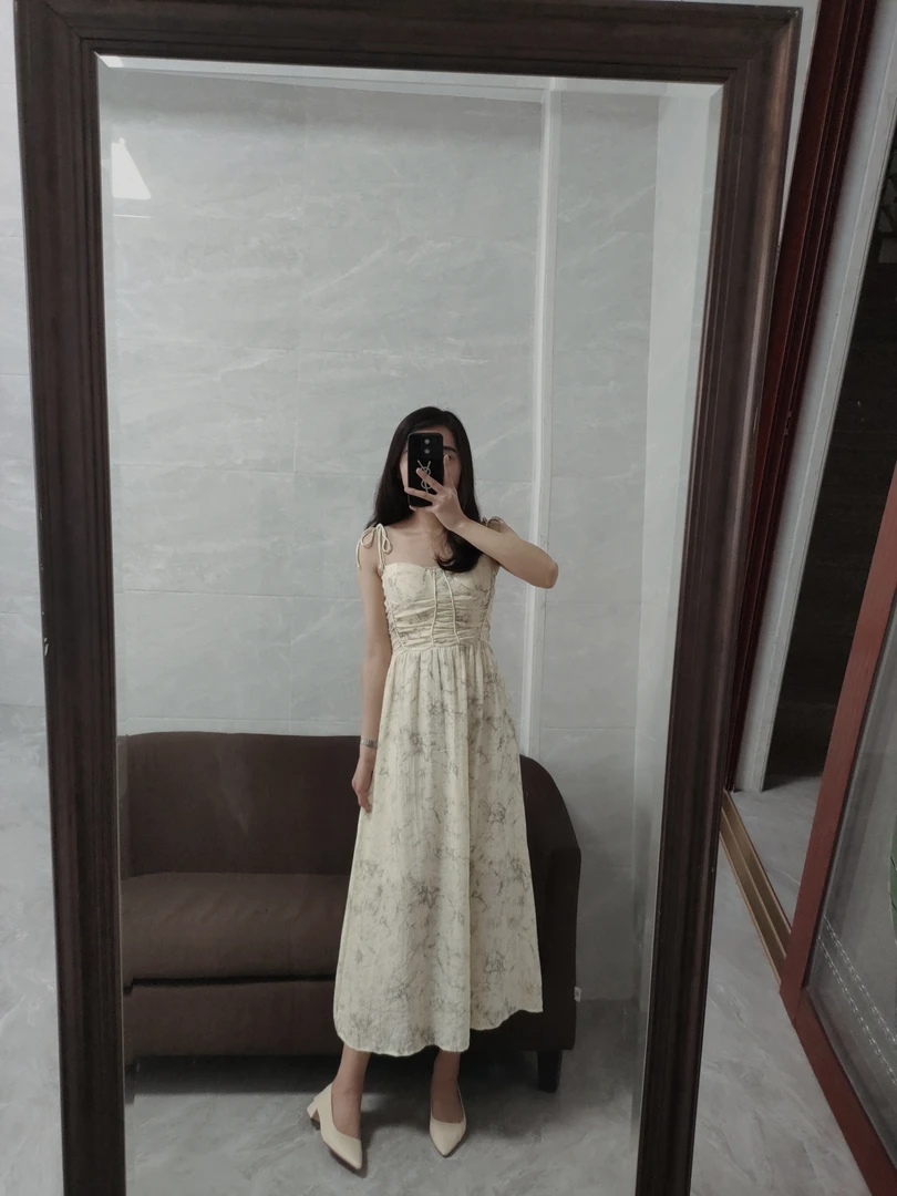 吊带今日分享穿搭 long