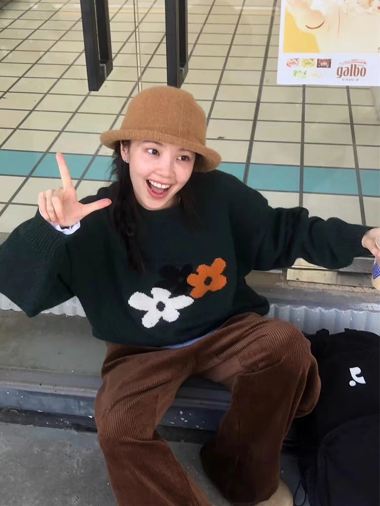 LELE-【三朵花】秋冬套头大版花朵毛衣设计感小众复古宽松