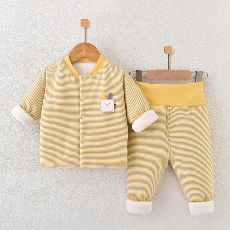婴儿套装秋冬季宝宝衣服分体