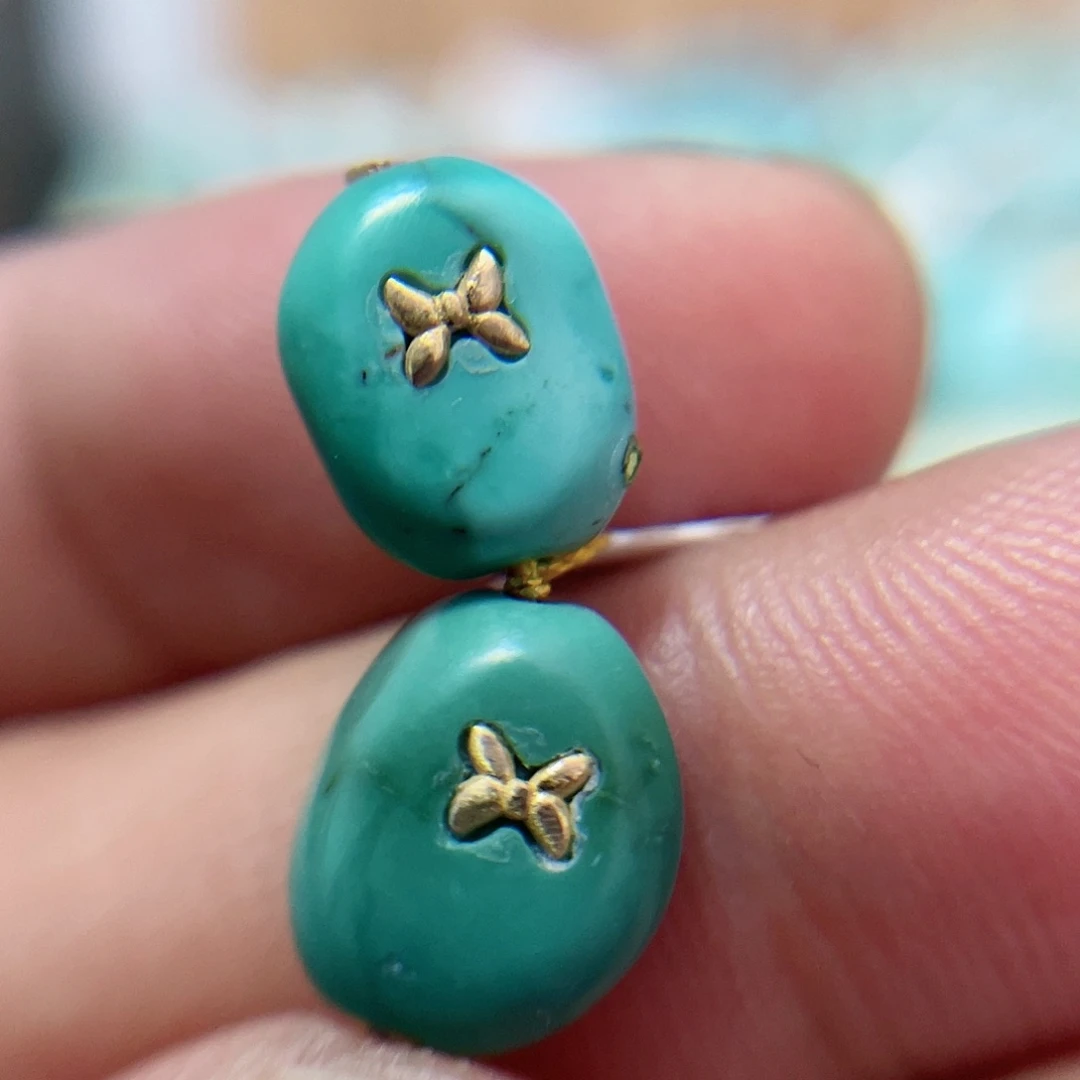 绿松石配饰未镶嵌