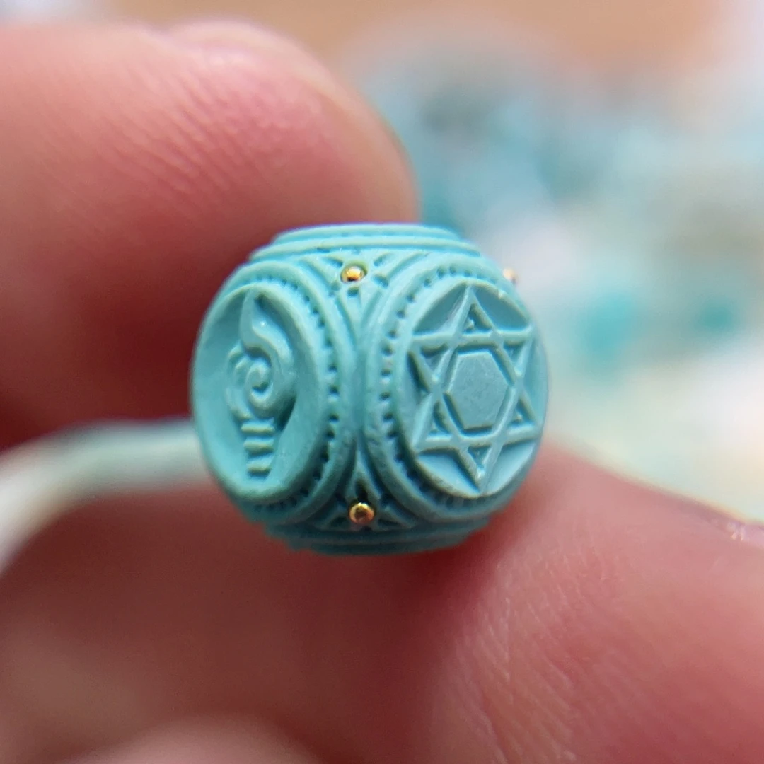 绿松石配饰未镶嵌