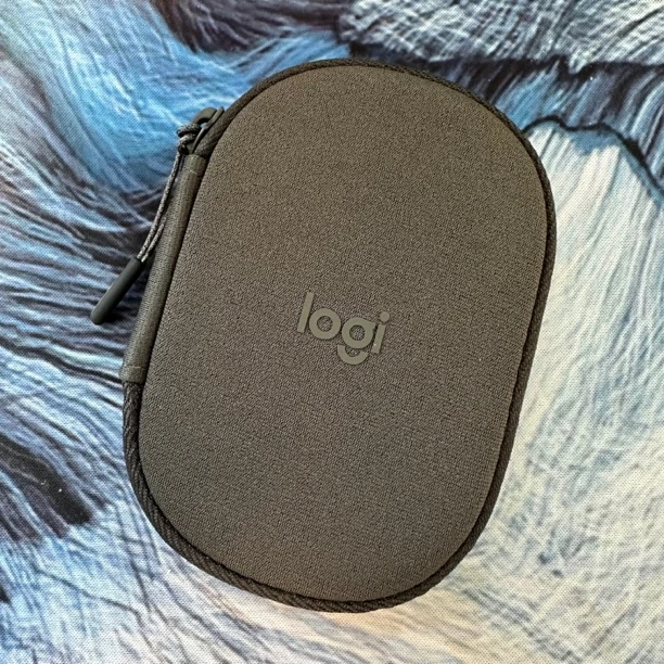 99新  logi 收纳包 耳机线材收纳包