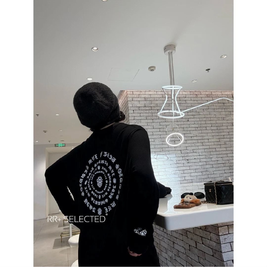 20526设计感字母印花长袖T恤女秋宽松休闲百搭圆领上衣