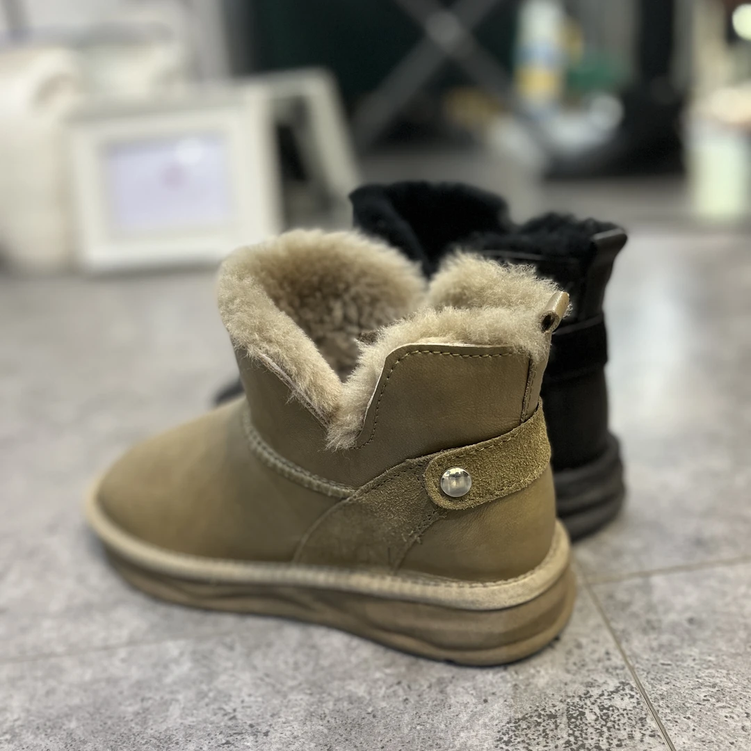 冬季新款雪地靴厚绒高帮雪地靴8032皮面加绒加厚防水雪地棉女鞋