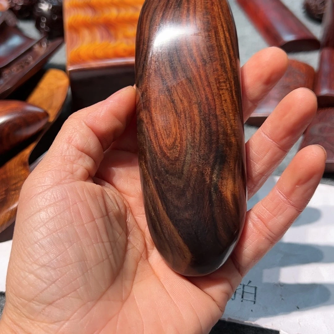 交趾黄檀（大红酸枝）城