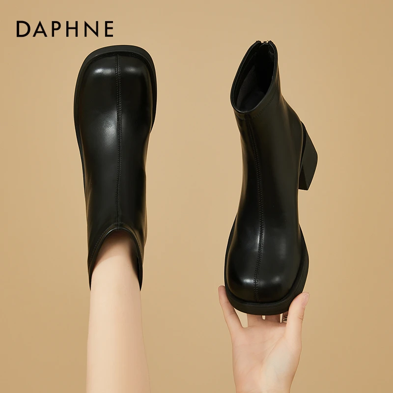 达芙妮女鞋短靴女款春季爆款加绒2025新款黑色切尔西靴短筒马丁靴