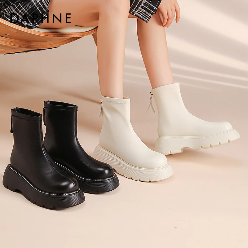 达芙妮女鞋马丁靴女2025新款春季厚底增高显瘦短靴百搭法式瘦瘦靴
