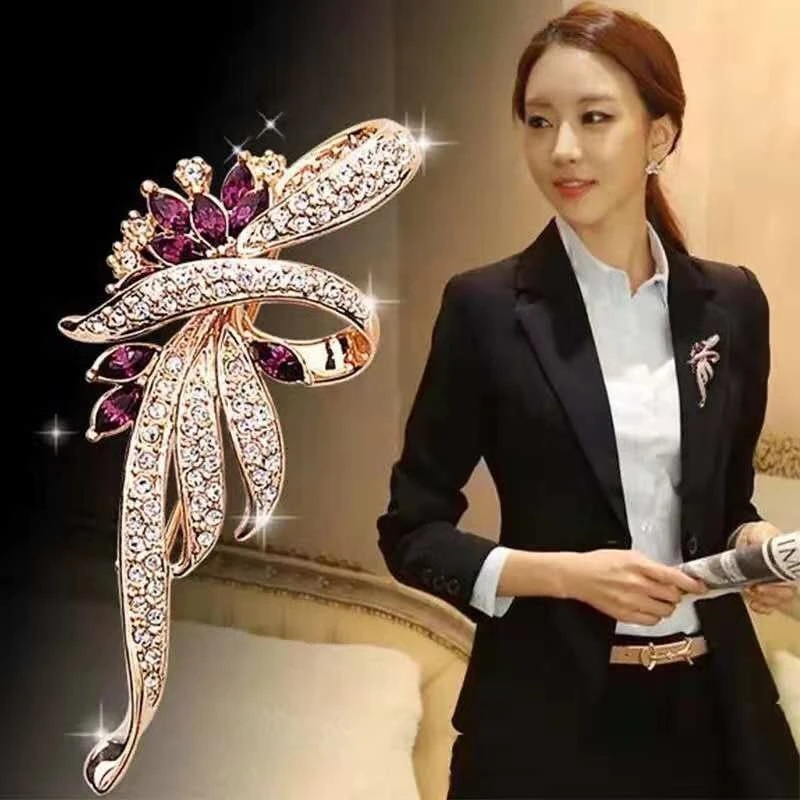 2024新款胸针女高档精致超闪胸花奢华西装气质轻奢百搭别针配饰品