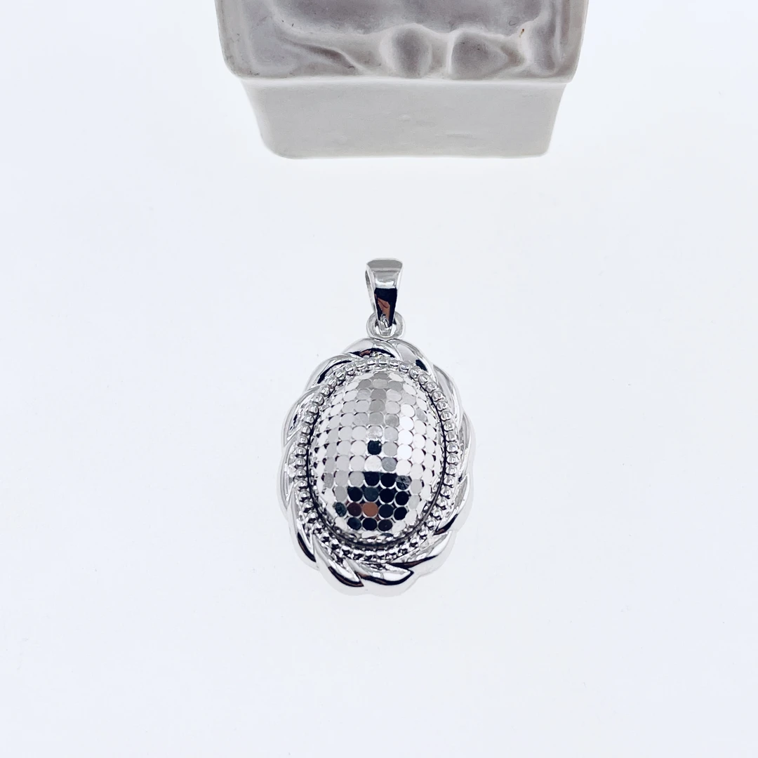 铂金Pt950花边鸽子蛋吊坠3.91克