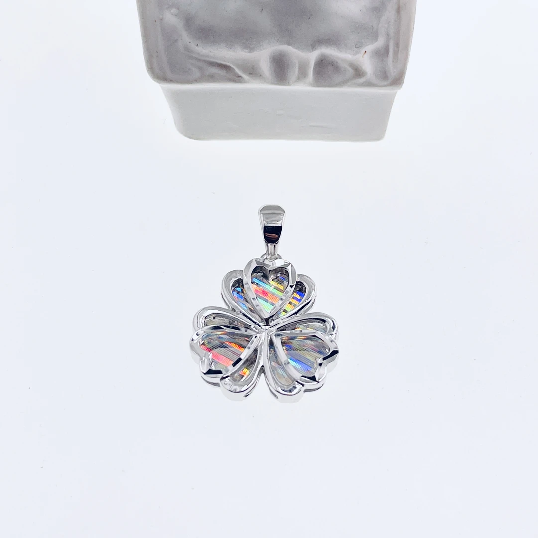 铂金Pt950炫彩款爱心三叶草吊坠