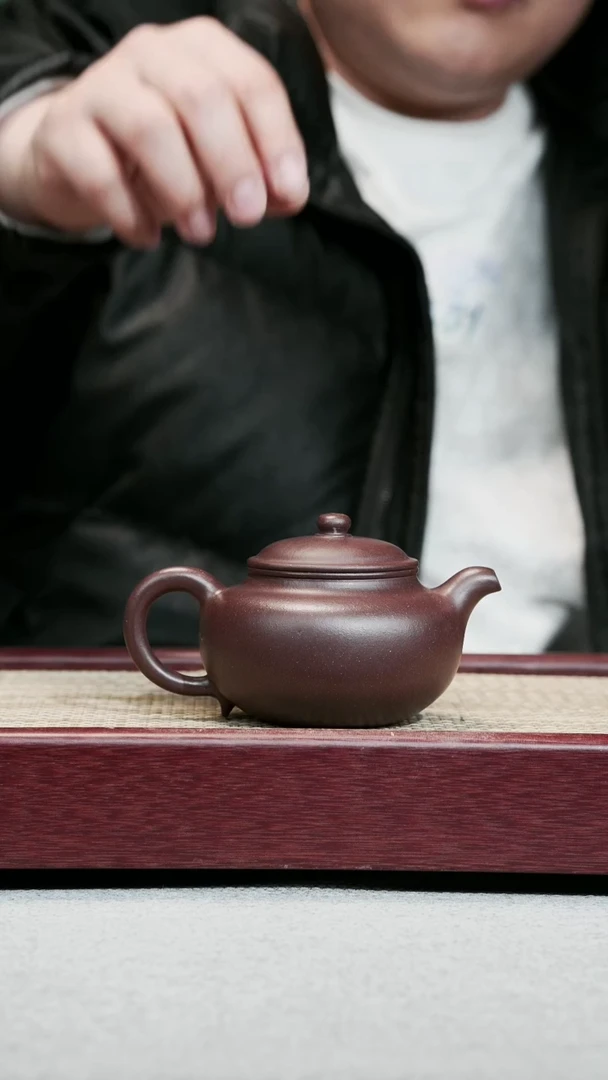 【闪购商品】紫砂茶壶A39  莲子