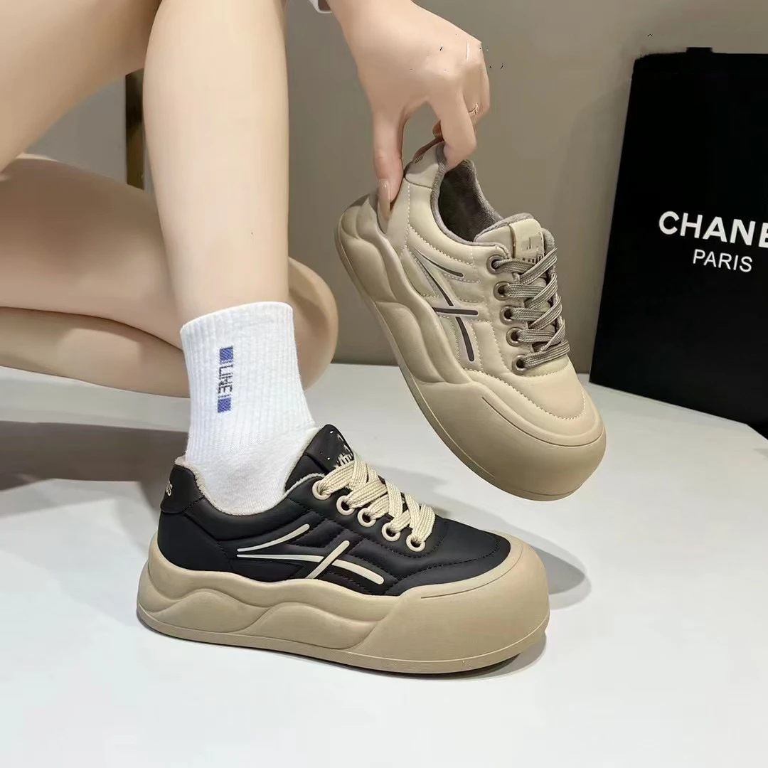 复古阿甘鞋加绒德训鞋2024新款皮面舒适时尚女士板鞋8203