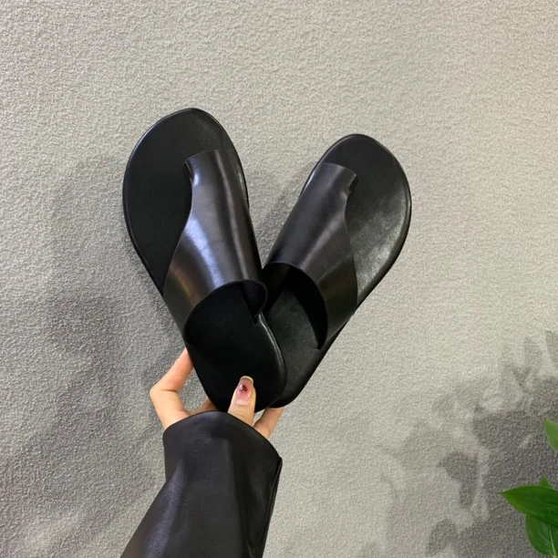 韩国东大门百搭软底凉拖鞋夏季小众外穿休闲沙滩防滑黑色套趾拖