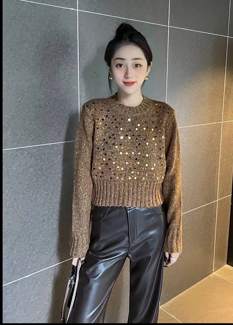 【寇裳 复古精灵】复古混色亮片圆领收腰毛衣+高腰显瘦直筒休闲皮裤