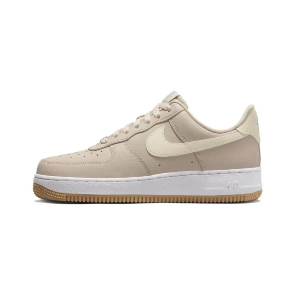 Nike  低帮空军 奶茶色 浅棕黄色 女款 休闲板鞋  DD8959-111