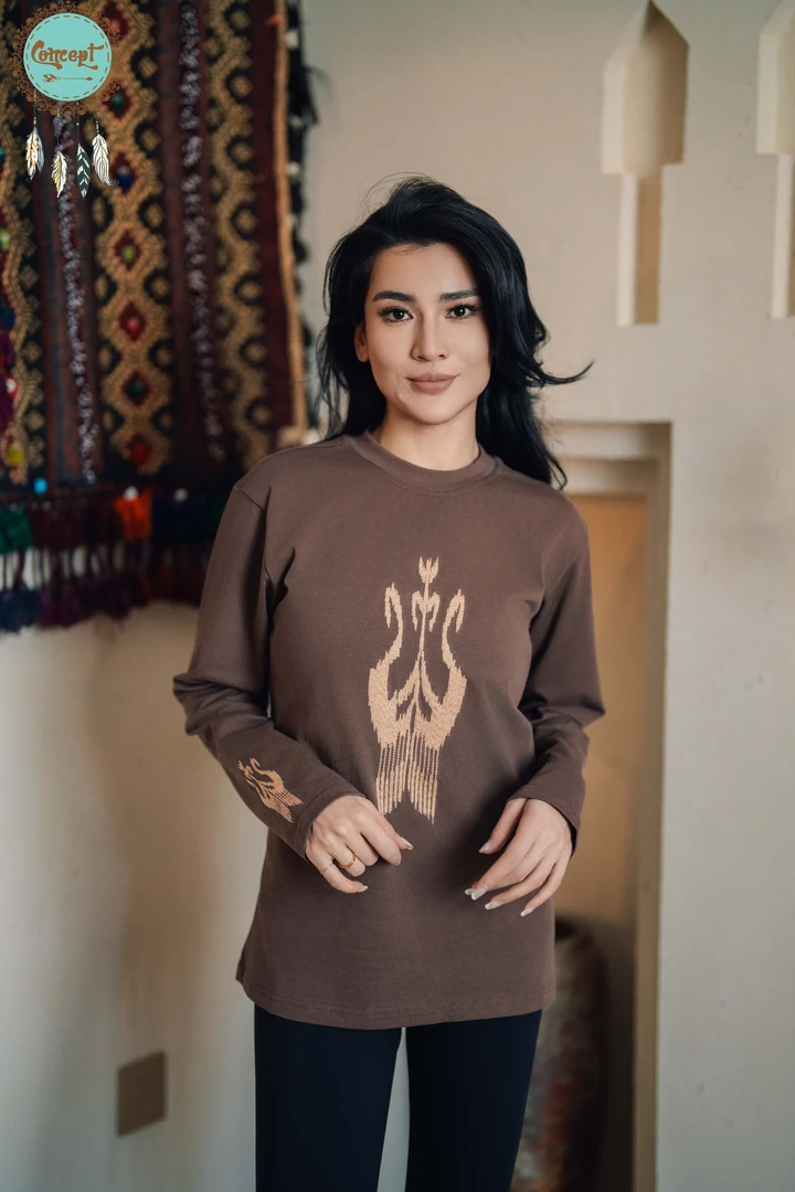 Concept限量款刺绣体恤 （2色）