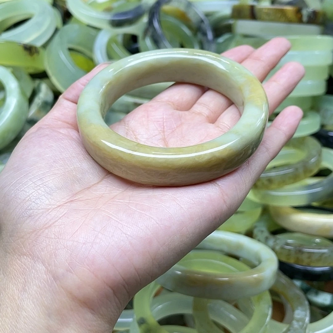 【闪购商品】蛇纹石玉手镯合金安**喵